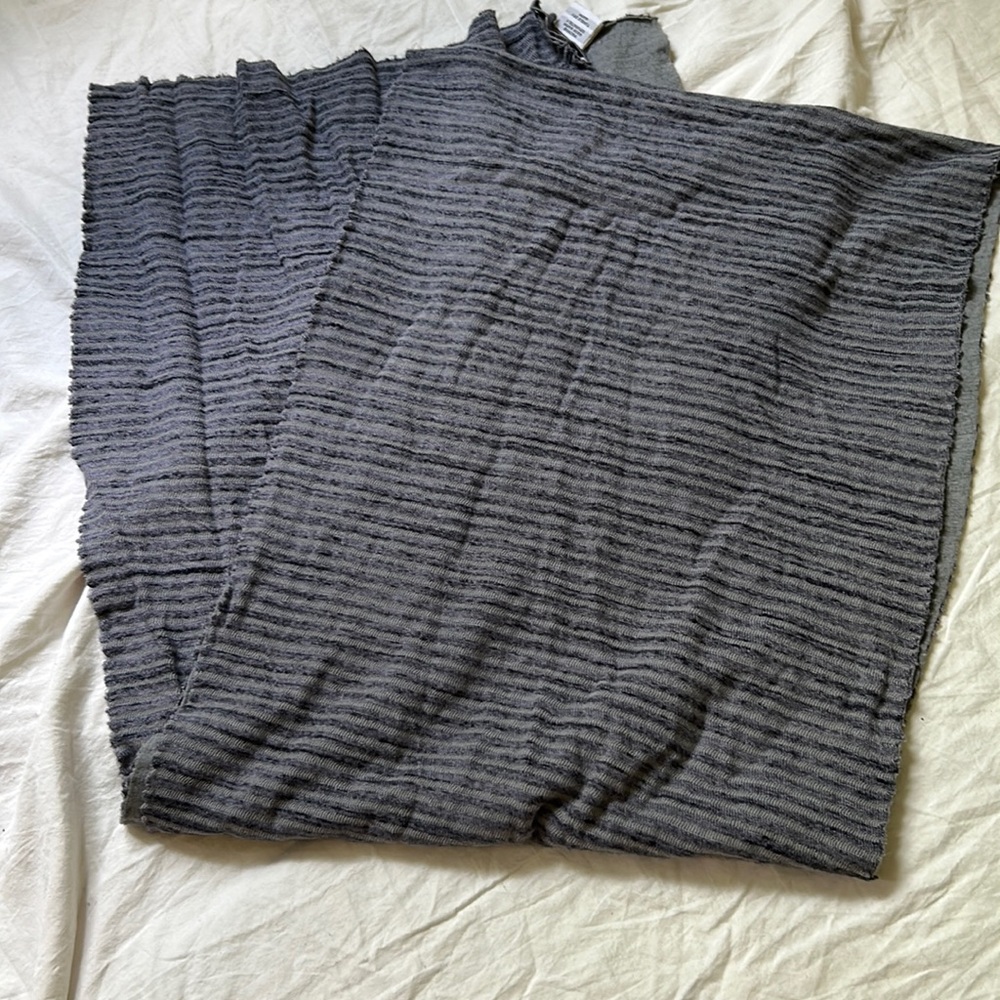 Cut Loose purple and grey scarf